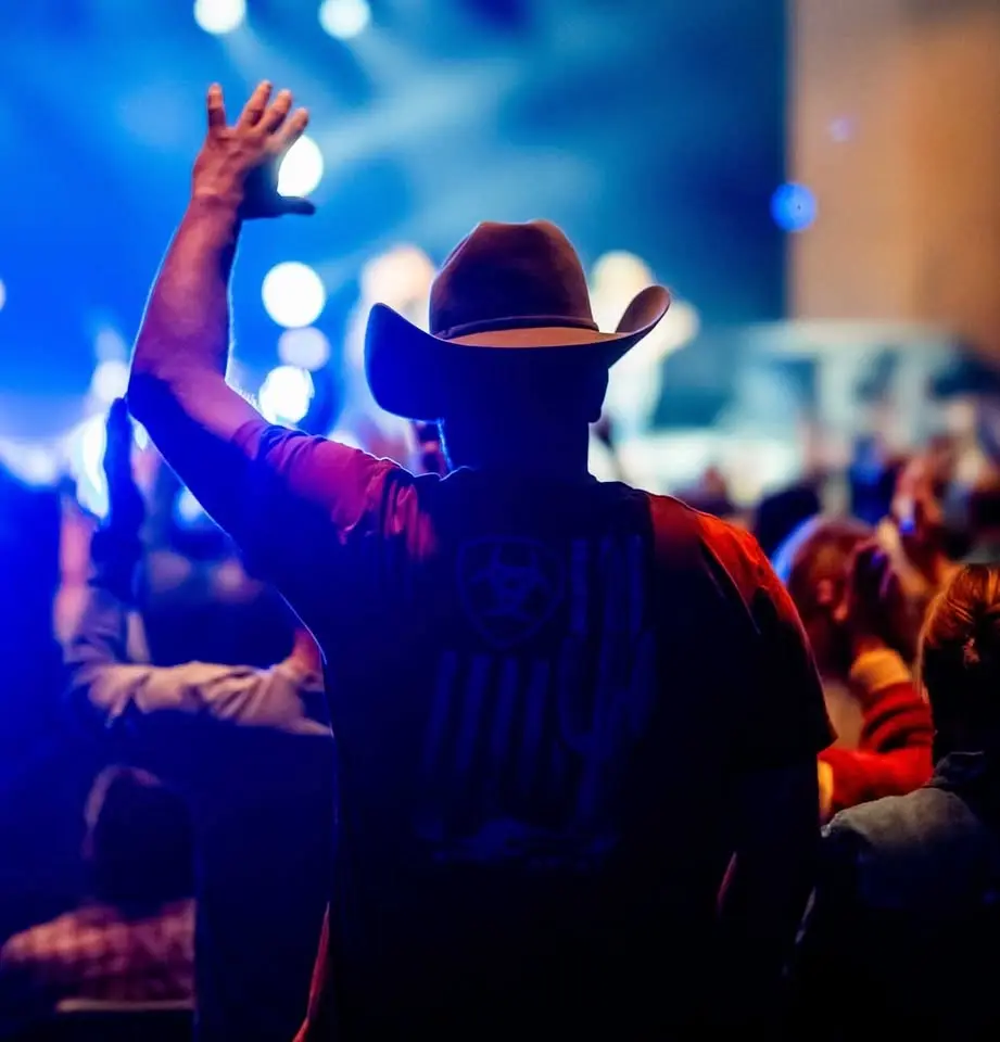 Uppladdning inför Luke Combs (Ullevi) på MATSMAK i Gårda! 🎸✨