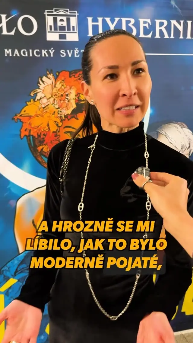 Já, secese Show (nebo jiná show v Divadle Hybernia)