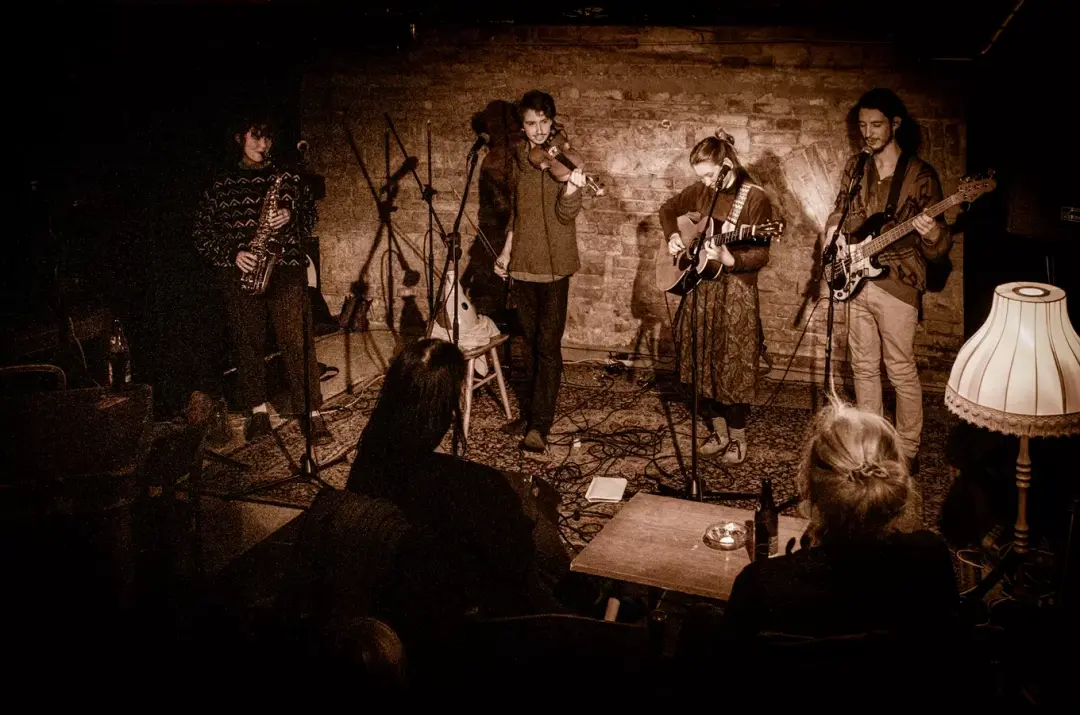 Vozovna Unplugged – Fungo Monto