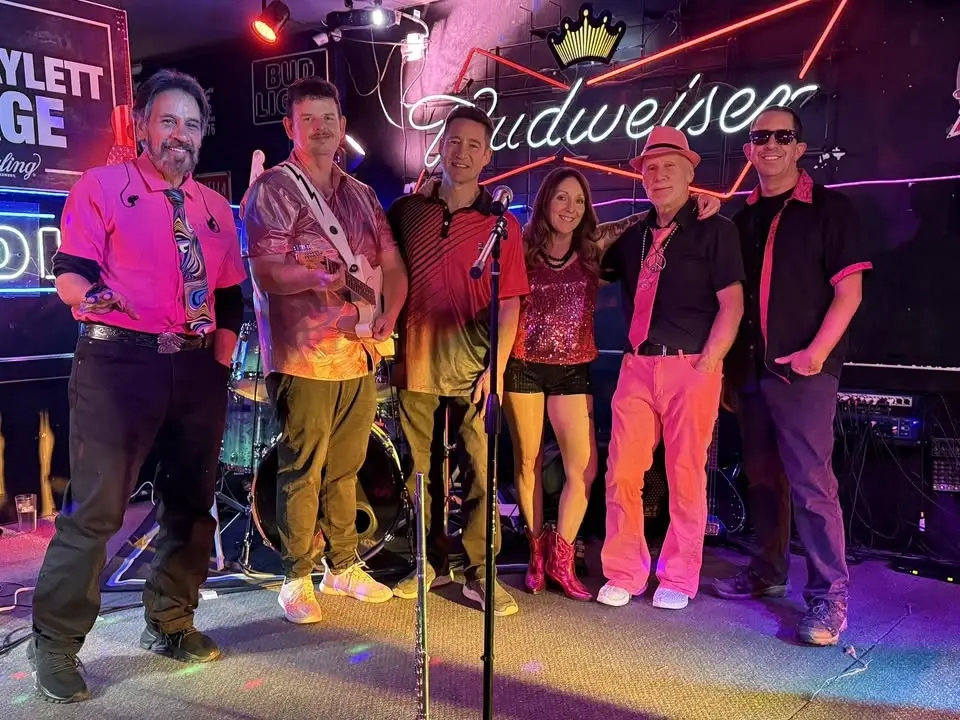 The Zoomies @ The Willowick Restaurant & Lounge