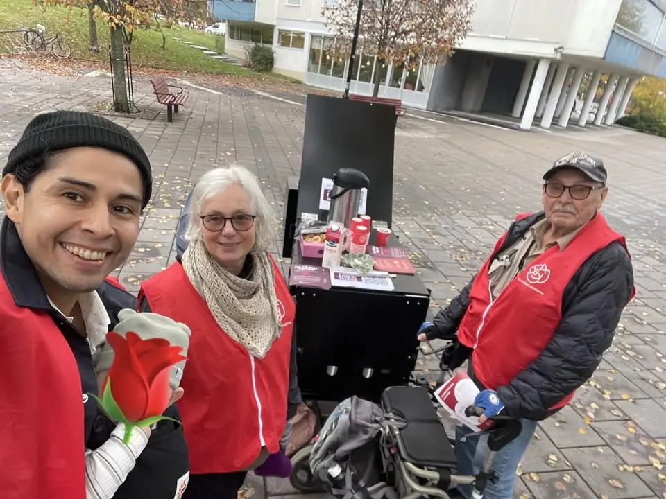 Torgmöte på Östberga torg och dörrknackning