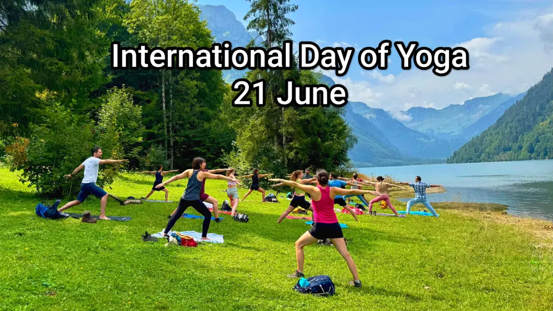Free classical Yoga by Obersee lake, easy walk and swim...🧘🏻♂️🌿🍃