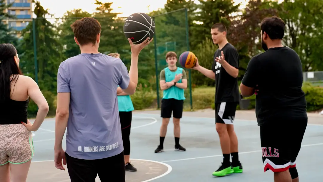 🏀 Social Basketball – Open Play for All Levels (No Stress, Just Play)