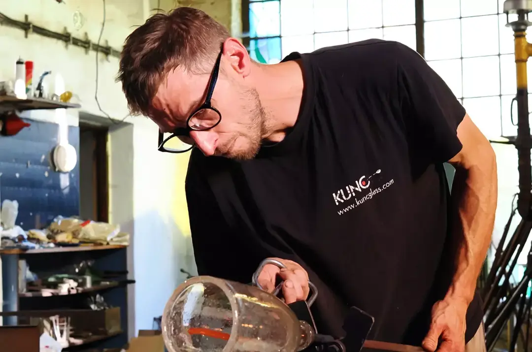Živá výroba skla ve sklárně Tasice se Zdeňkem Kuncem