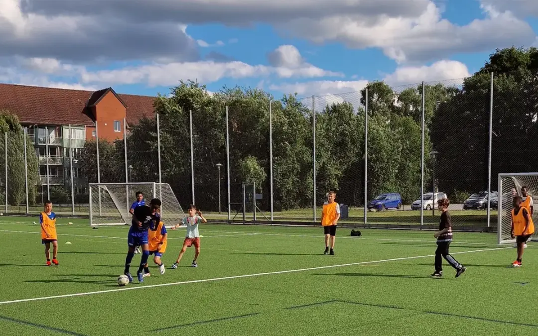 Spontanfotboll, 7–14 år