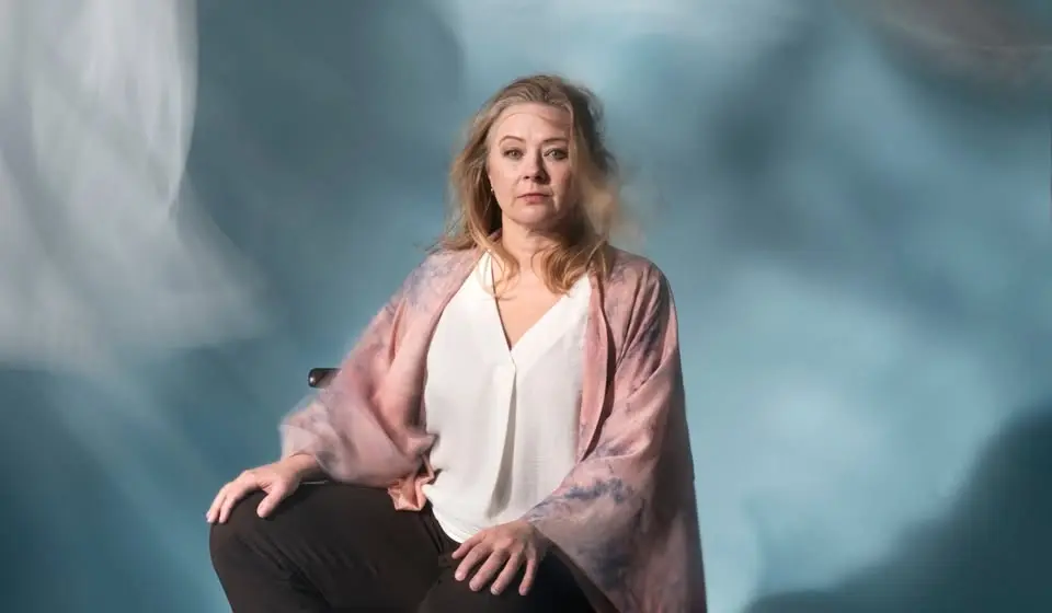 Uppvaknandet + Eftersamtal med Josefine Frankner + syntolkning