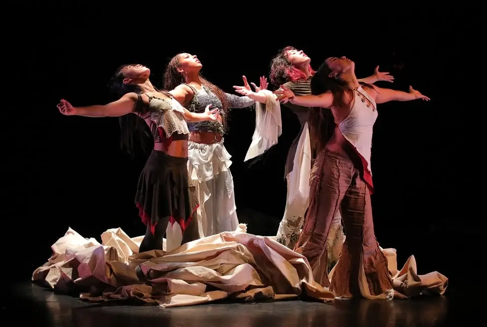 Dance at the Odyssey Festival: VESTIBULE