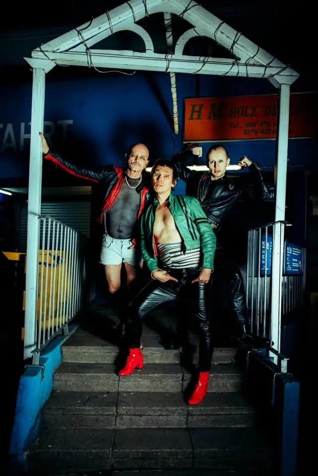The World Domination (Erfurt / electropunk, acid disco) + Uvazhaemiy (Berlin / post-punk, breakbeat)