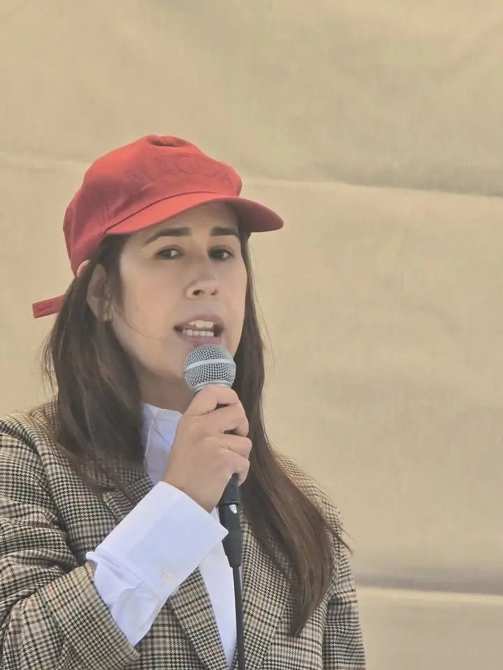 Dörrknacning Rinkeby torget med María-Elsa Salvo 
Idrottsnämnden, ordförande