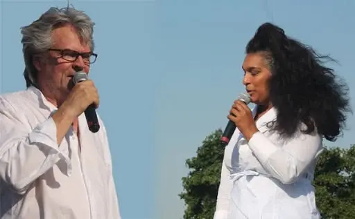 Charlotta & Towe Widerberg med Vänner Allsång
