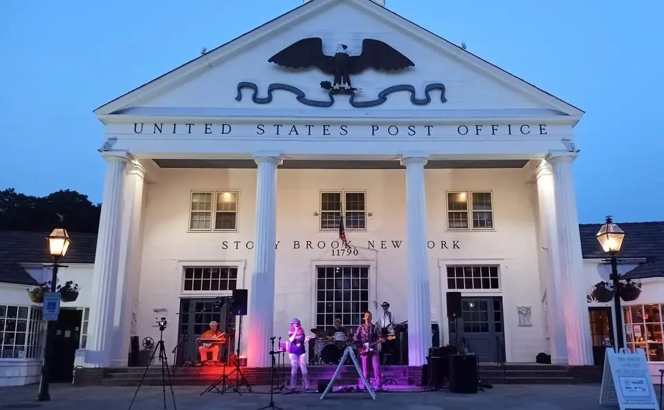 Ward Melville Heritage Org.: Concerts on The Green