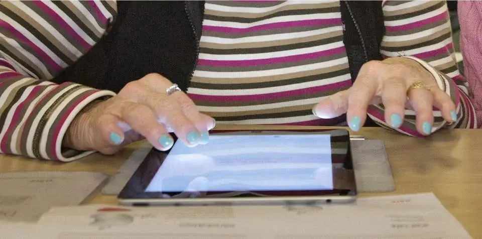 📱💻 IT-stöd för dig som är 68+ på Stora Essingen!
