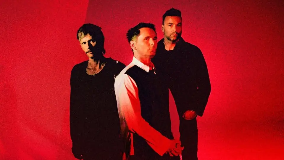 Muse - The Wow! Signal Tour