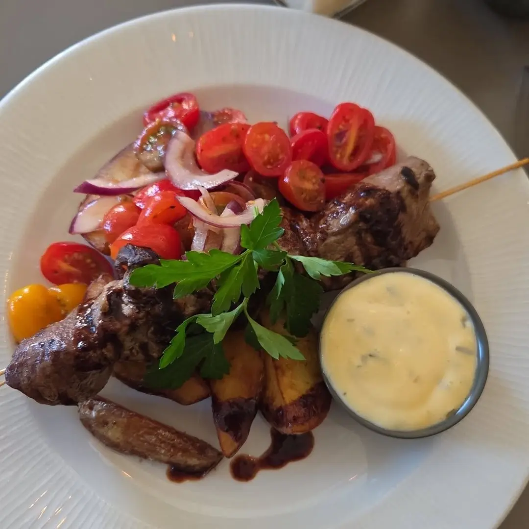 Lunch på Zmak
