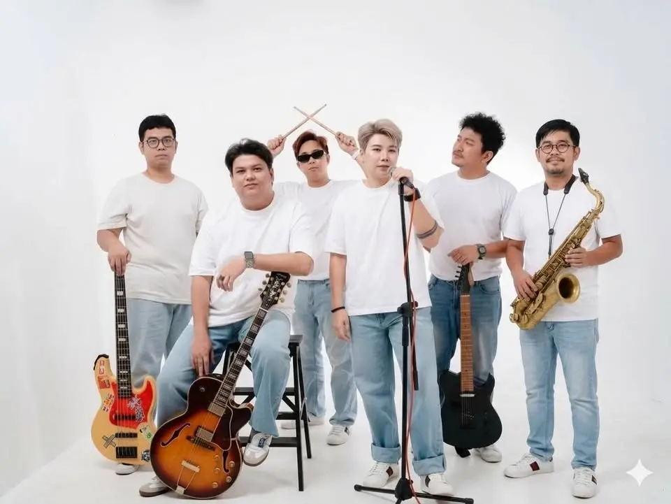 RMUTT Walking Street (Full Band)