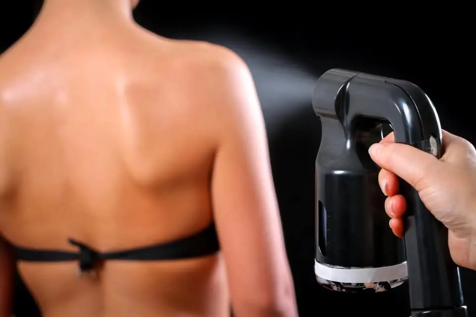 Spray Tanning 