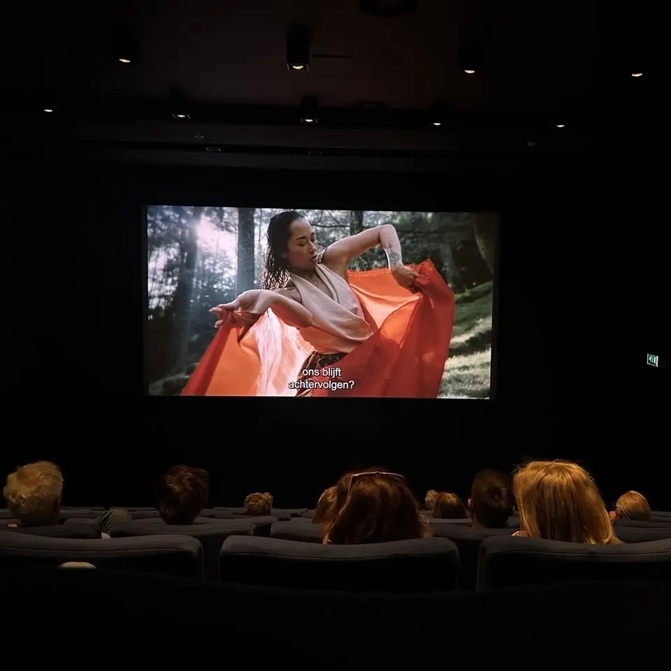 Feestelijke première - Mama’ku - van Jakarta to de Molukken en Sudah