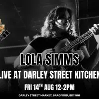 Live Lunch: Lola Simms