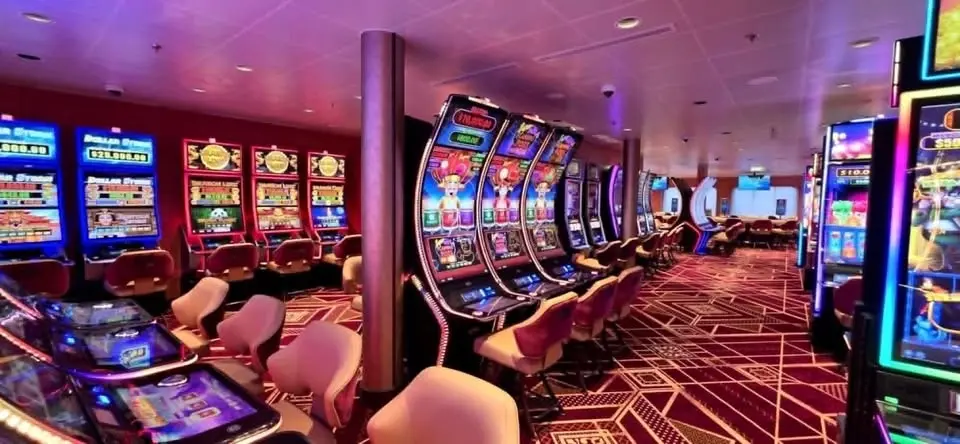 SLOT PULL (1st sea day) - SUNDAY, JUNE 7 @11AM, sign-ups start at 10:30AM
