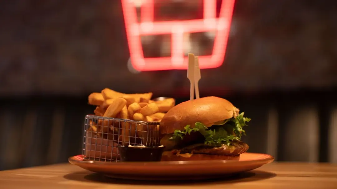 Burger, bold & bajer!
