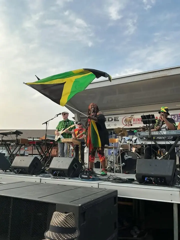 iGNiTE! Returns to Bands of Bricks