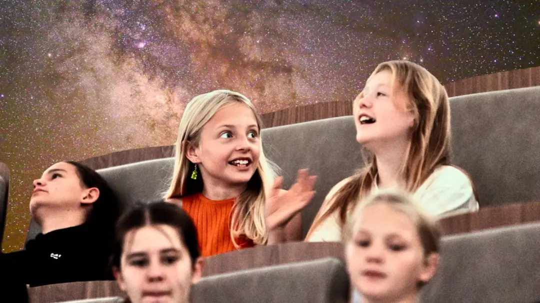 Astronomi for børn / Planetarieshow LIVE