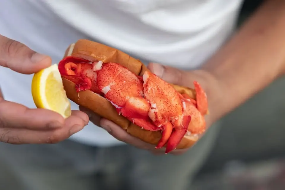 Cousins Maine Lobster at Commonwealth Tap (PROSPECT, KY)