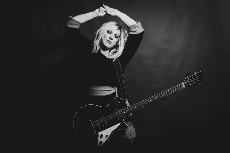 CLAUDIA KORECK & BAND