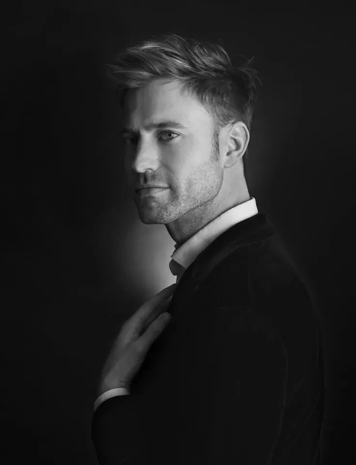 Benjamin Appl baritone; Sholto Kynoch piano