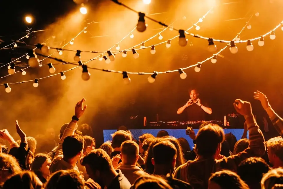 Rooftop Sessions / The Dance Edition x Disco Tropicana