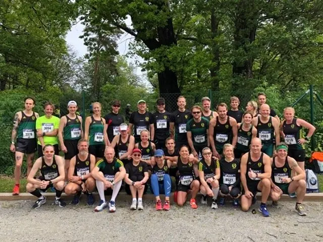Kortintervaller 3-4 × (3 × 400 m, 45 s ståvila mellan repetitionerna) 120 s setvila