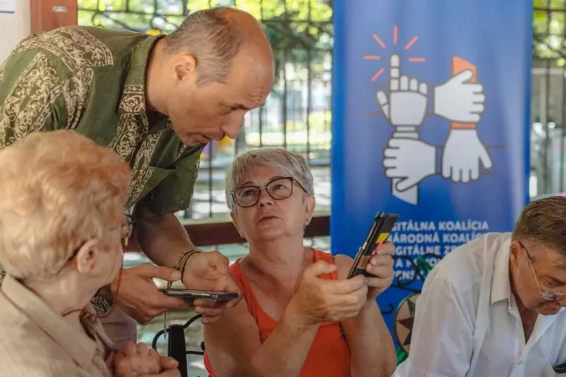 Skupinové mobilné konzultácie pre seniorov