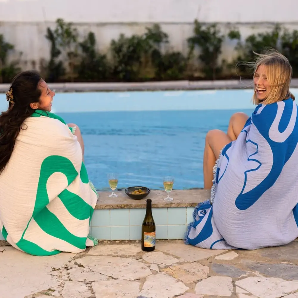 LAR Soft Launch I Blankets, wine, dogs & tattoos for a cause