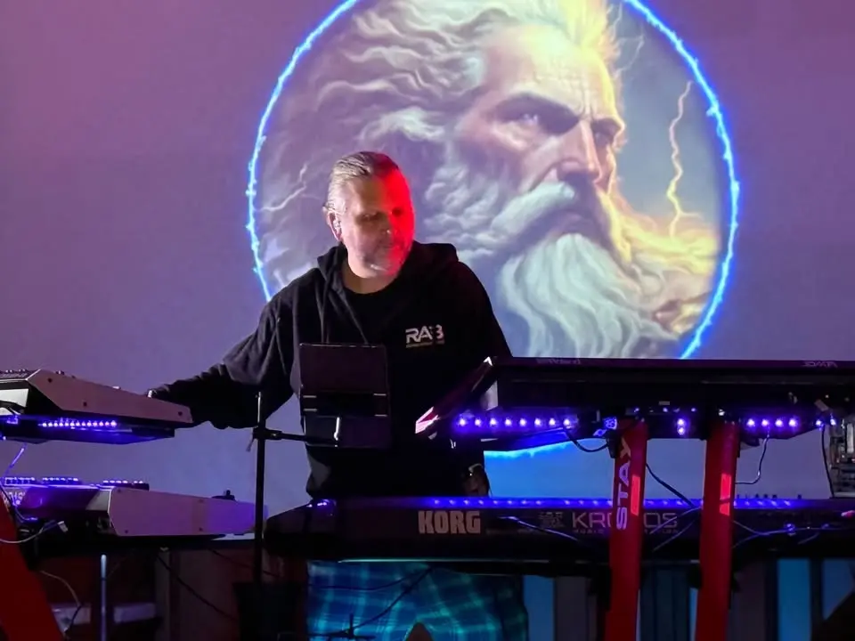 Pulstar Live - a tribute to Vangelis