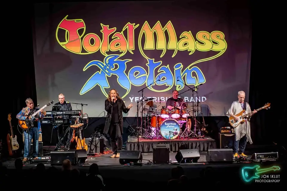 Total Mass Retain YES Tribute Band