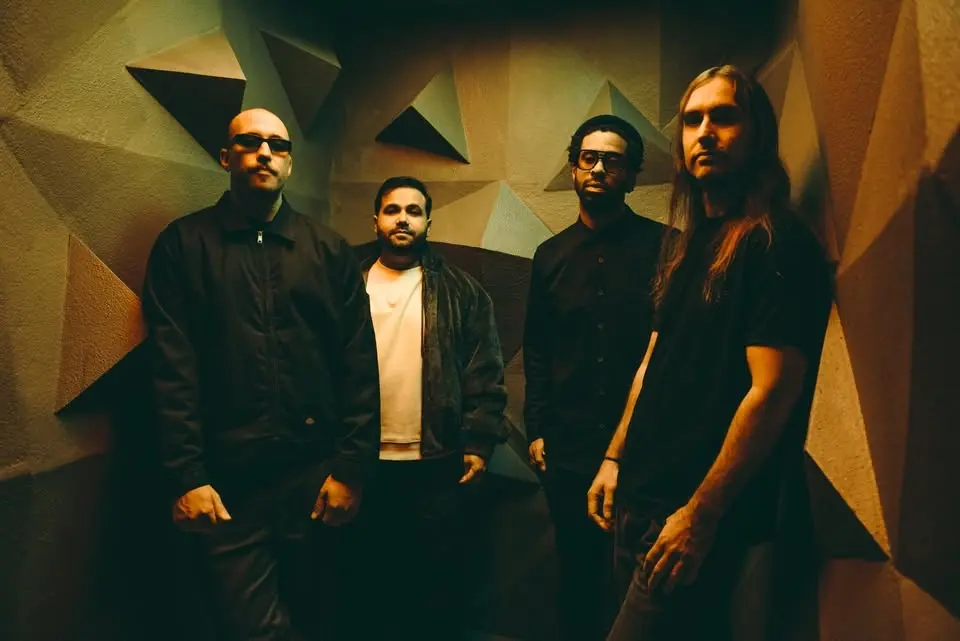 Volumes: Mirror Touch Tour in West Palm Beach