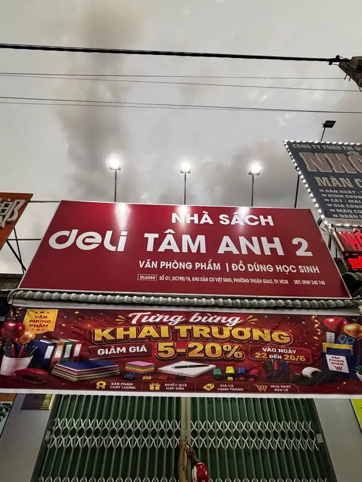 Khai trương