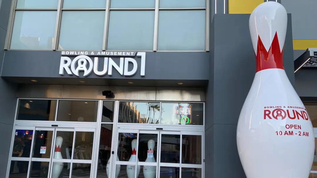 July Mixer | Bowling, Arcade, Karaoke & More (Burbank)