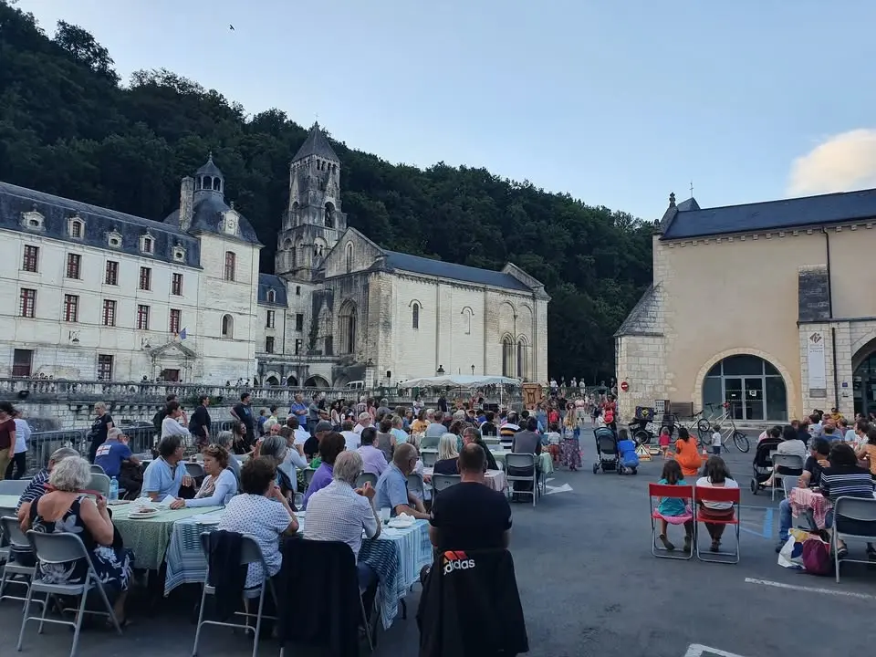 Marché Festif - BRANTOME EN PERIGORD