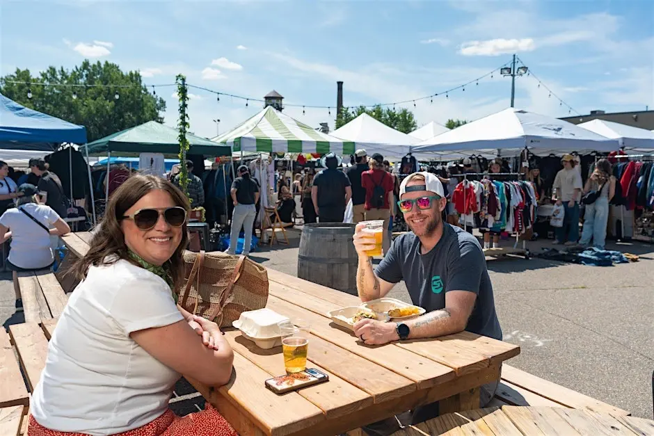 Minneapolis Vintage Market at Sociable Ciderwerks