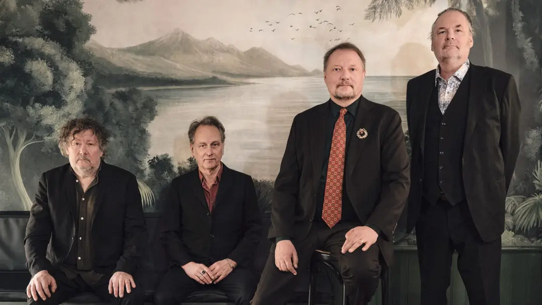 Weeping Willows – Christmas