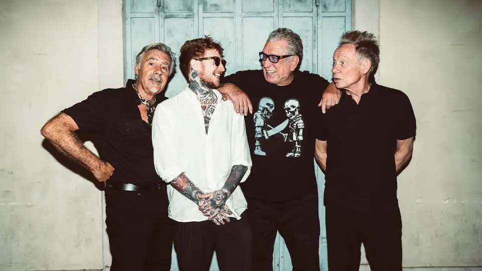 SEX PISTOLS (Steve Jones, Paul Cook, Glen Matlock) feat. Frank Carter