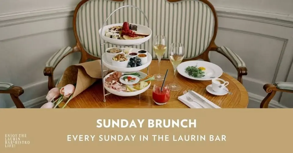 SUNDAY BRUNCH