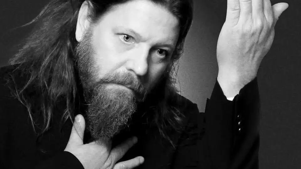 Max Lorentz sjunger David Bowie