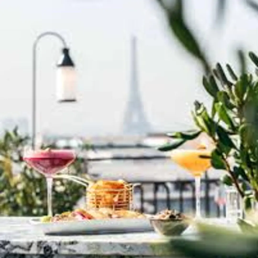 An Evening Above Paris hosted by Netris and vCluster