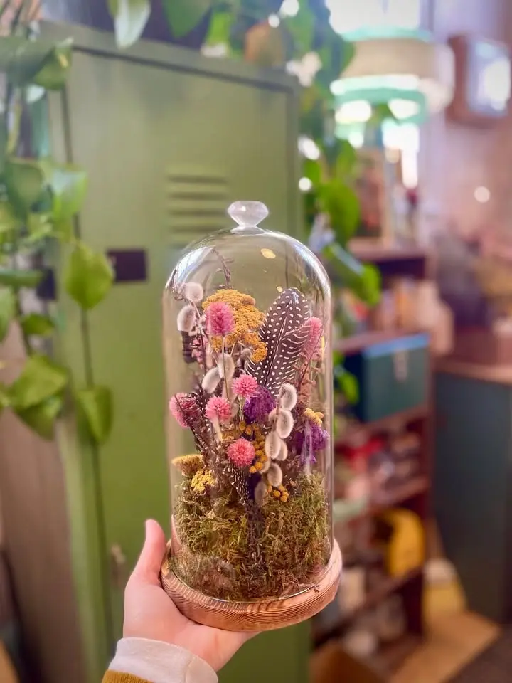 Dried Floral Cloche Workshop