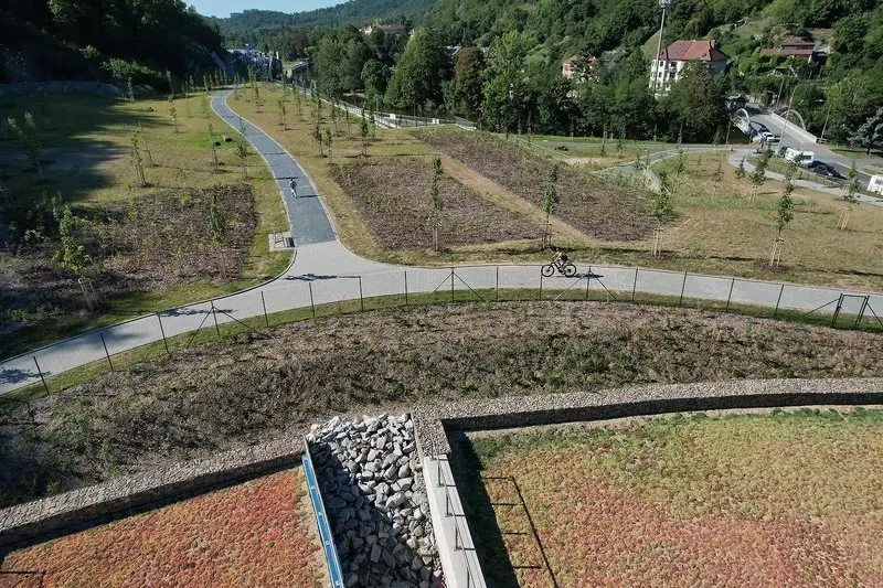 Hluk vs. Klid: Zelené zóny v dopravních stavbách