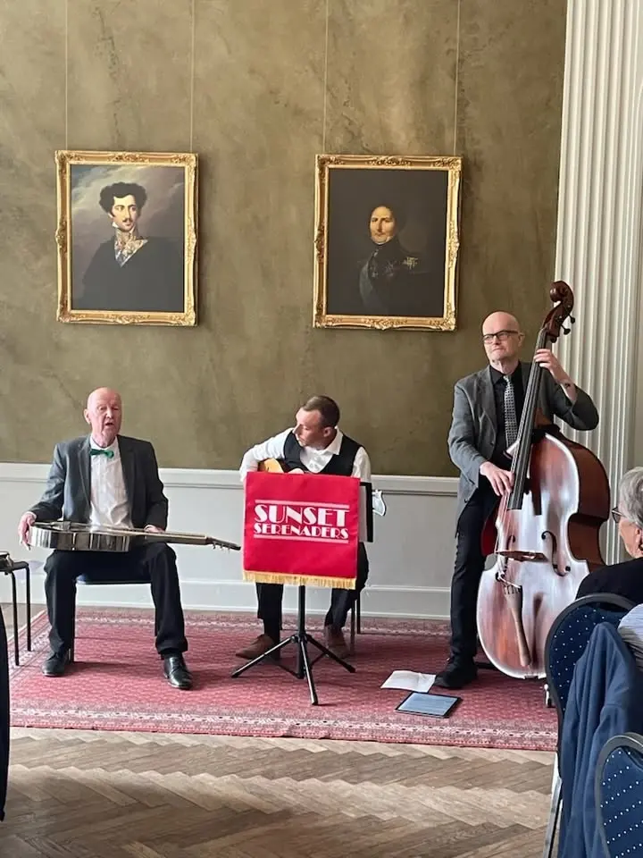 Sunset Serenaders spelar på GOTGUITARS - The Gothenburg Guitar Show