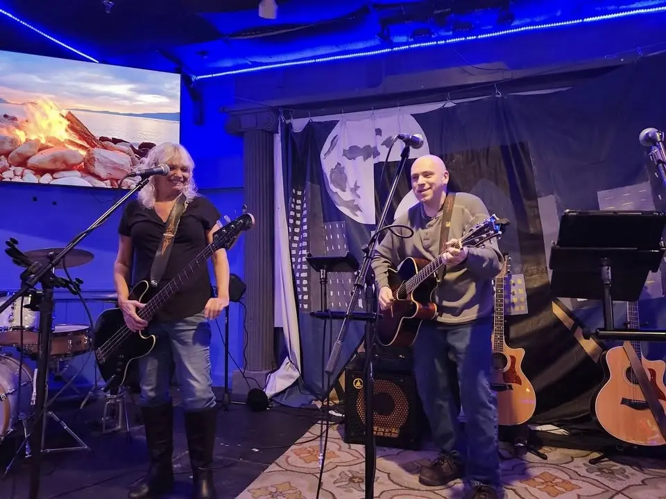 Wacko Magnet Duo at Flanagan's Southender