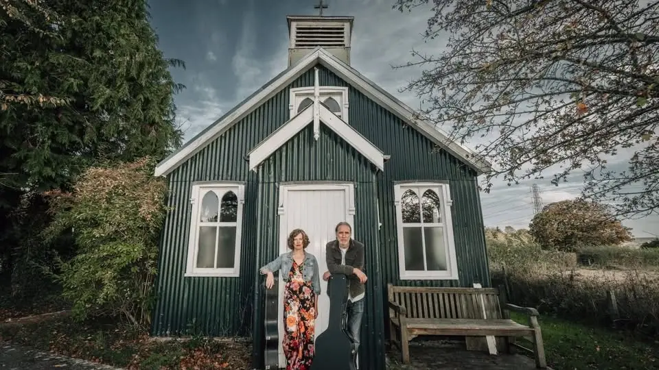 SIAN & ROB COLQUHOUN - Old Time Country Music and Bluegrass